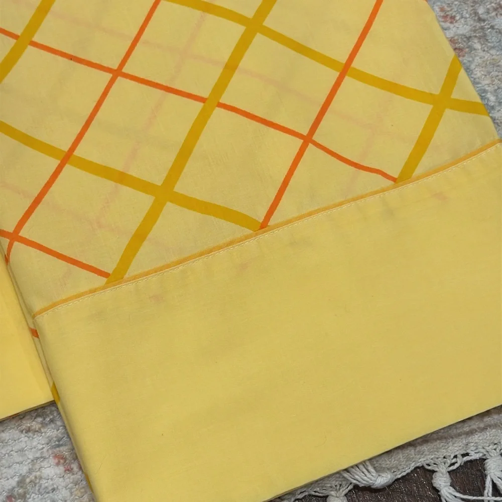 VINTAGE FASHION MANOR PILLOWCASES